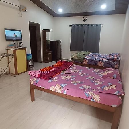 The Royal Ascot Holiday Home Alibag Luaran gambar