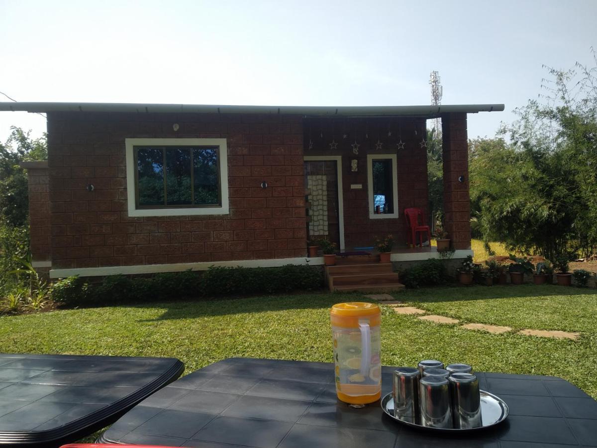 The Royal Ascot Holiday Home Alibag Luaran gambar
