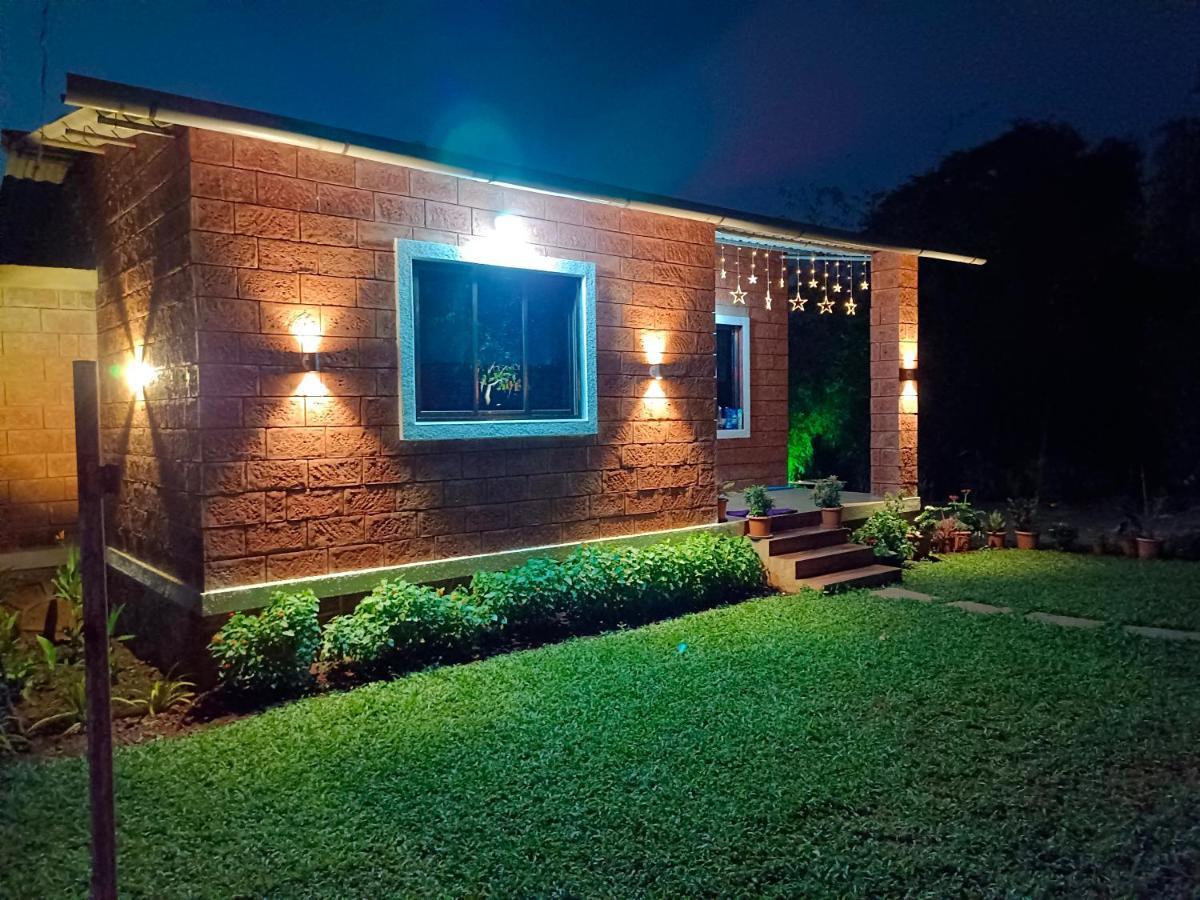 The Royal Ascot Holiday Home Alibag Luaran gambar