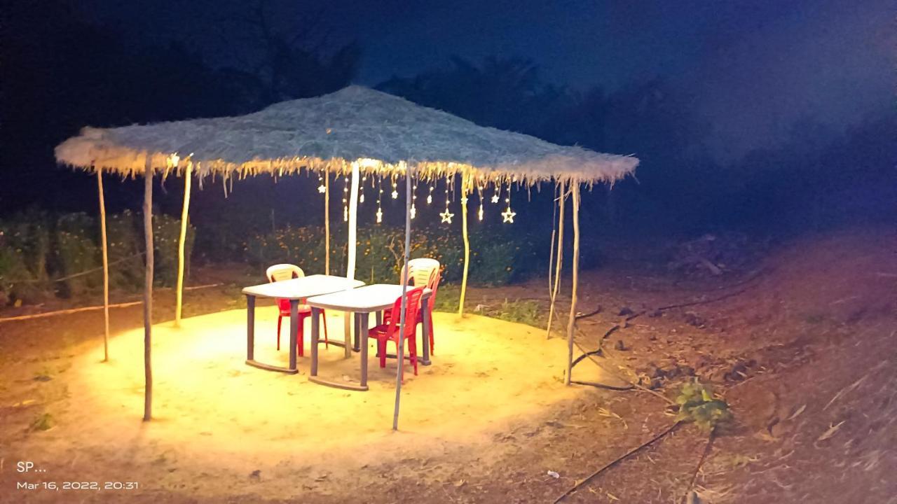 The Royal Ascot Holiday Home Alibag Luaran gambar