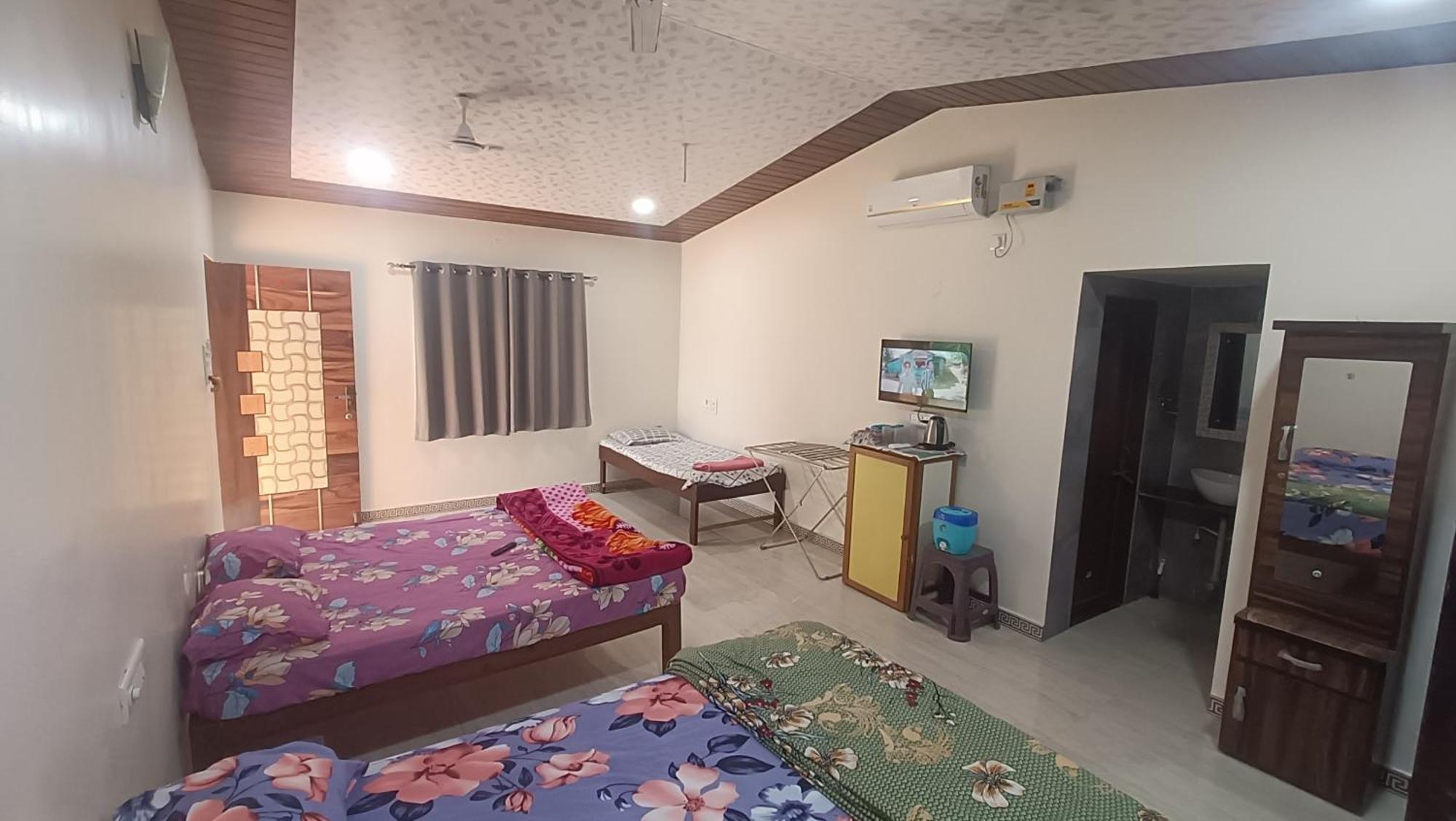 The Royal Ascot Holiday Home Alibag Luaran gambar